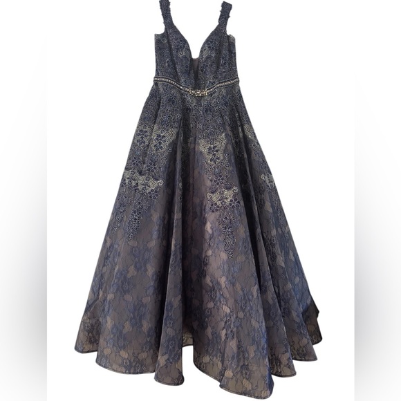 Ellie Wilde by Mon Cheri Navy Gown NWT - Picture 1 of 9